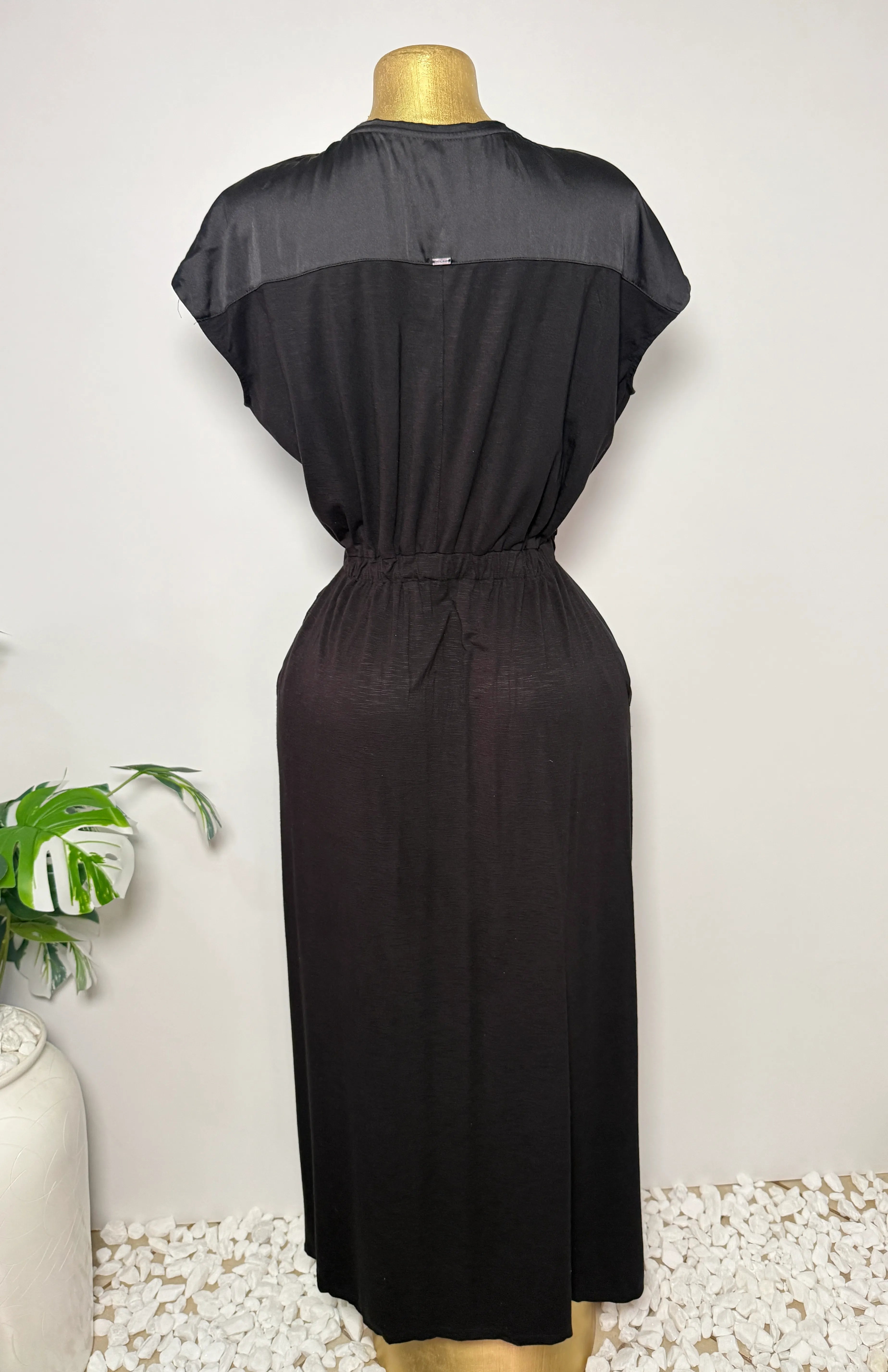 White House Black Market V-Neck Dolman Sleeve Dress