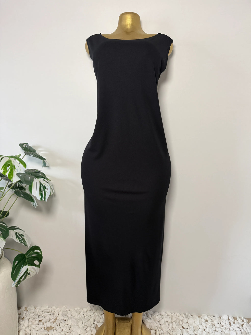 Josephine Chaus Black Cap-Sleeve Midi Dress