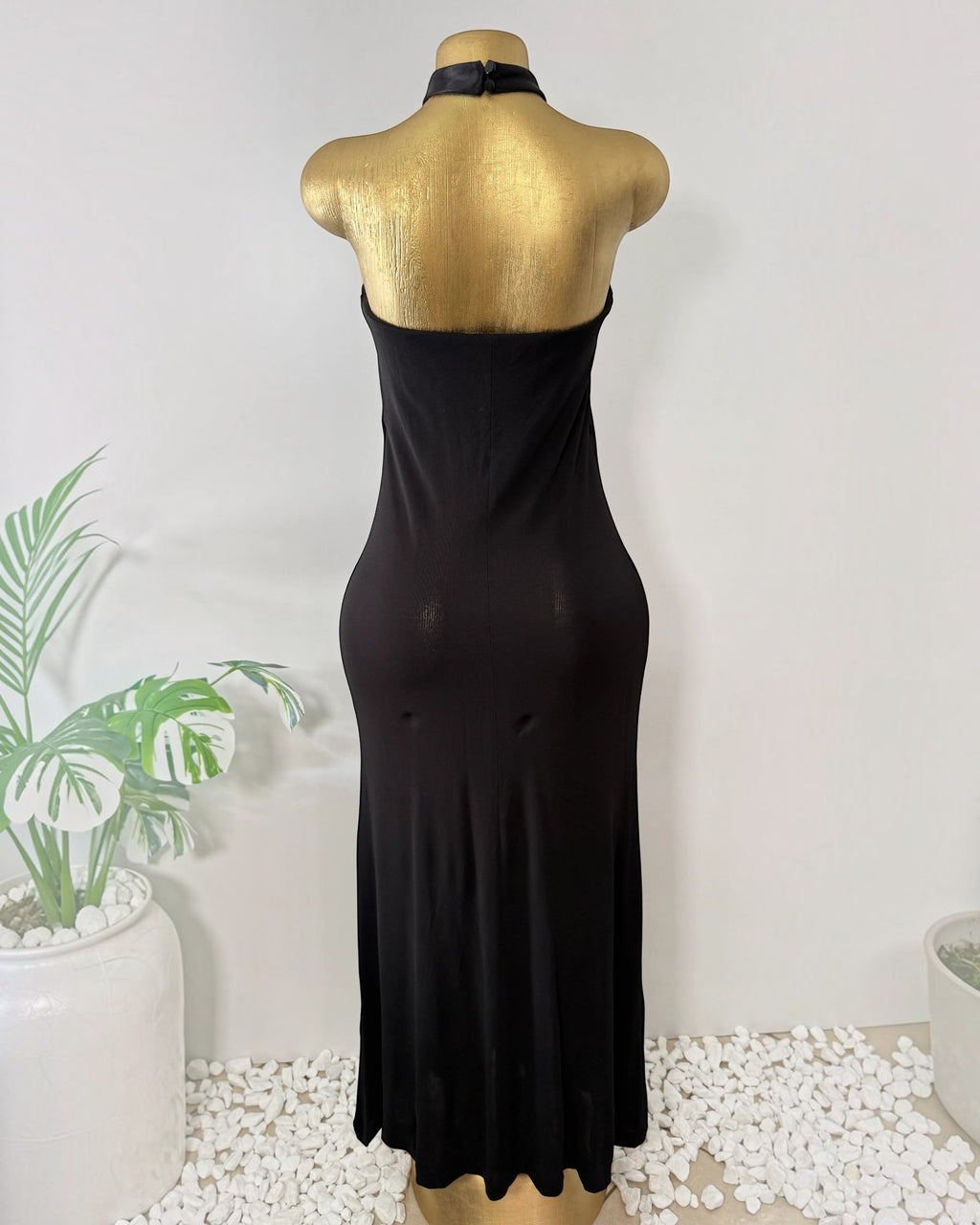 Orvaniwear Lauren Ralph Lauren black halter maxi dress with a satin choker collar and fitted silhouette on a mannequin
